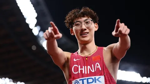 穆迪称赞：直面实力对手，今晚掌控命运大胜！