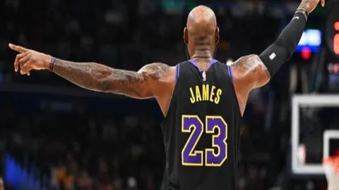 从《定军山》到《哪吒2》：回顾百年电影历程，我们能学到什么？